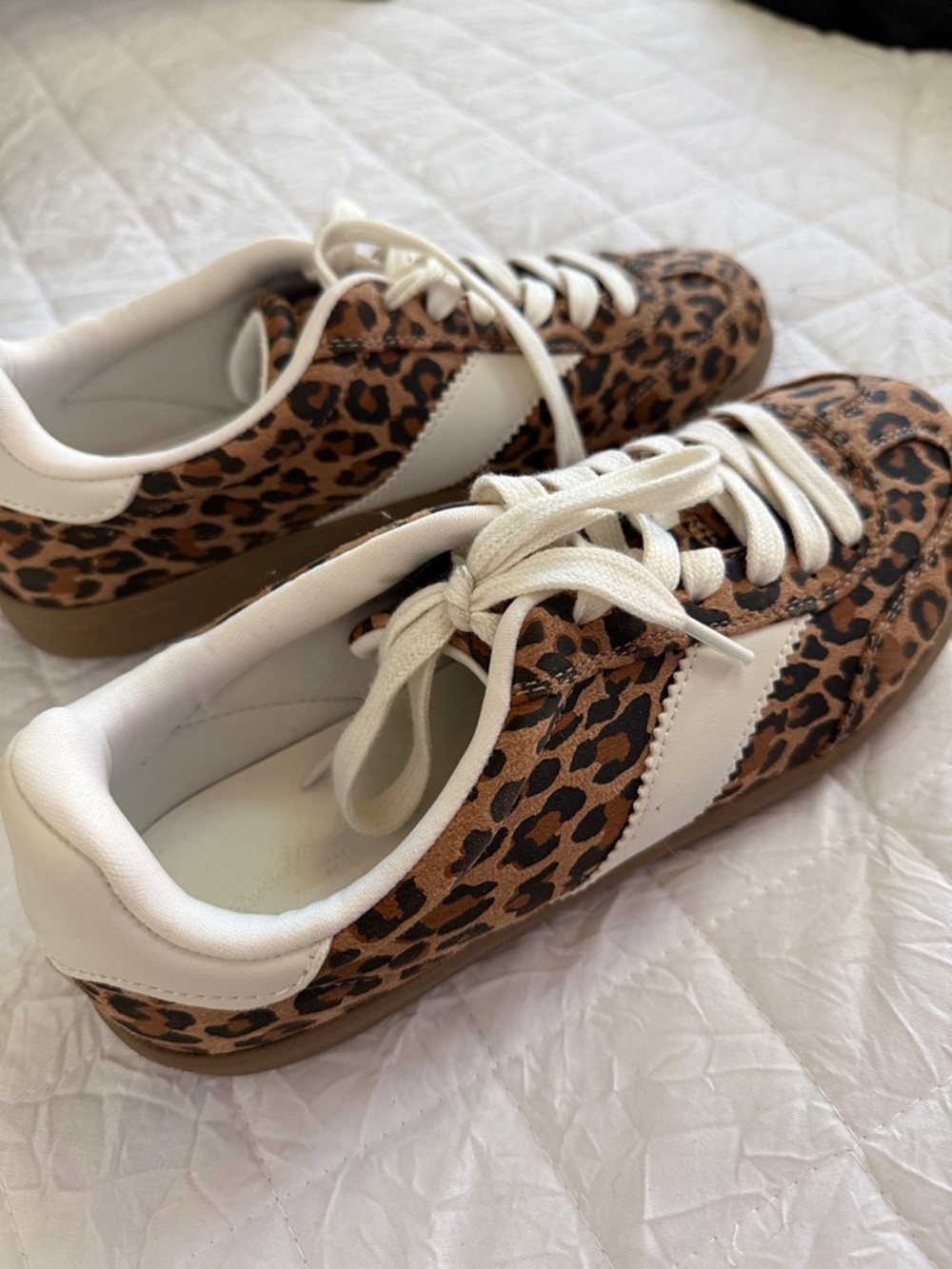 Universal Threads Leopard Print Casual Sneakers with cream Accents